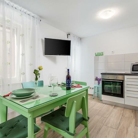 Adeona Apartments 里耶卡 外观 照片