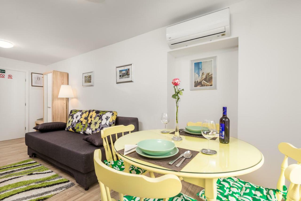 Adeona Apartments 里耶卡 外观 照片